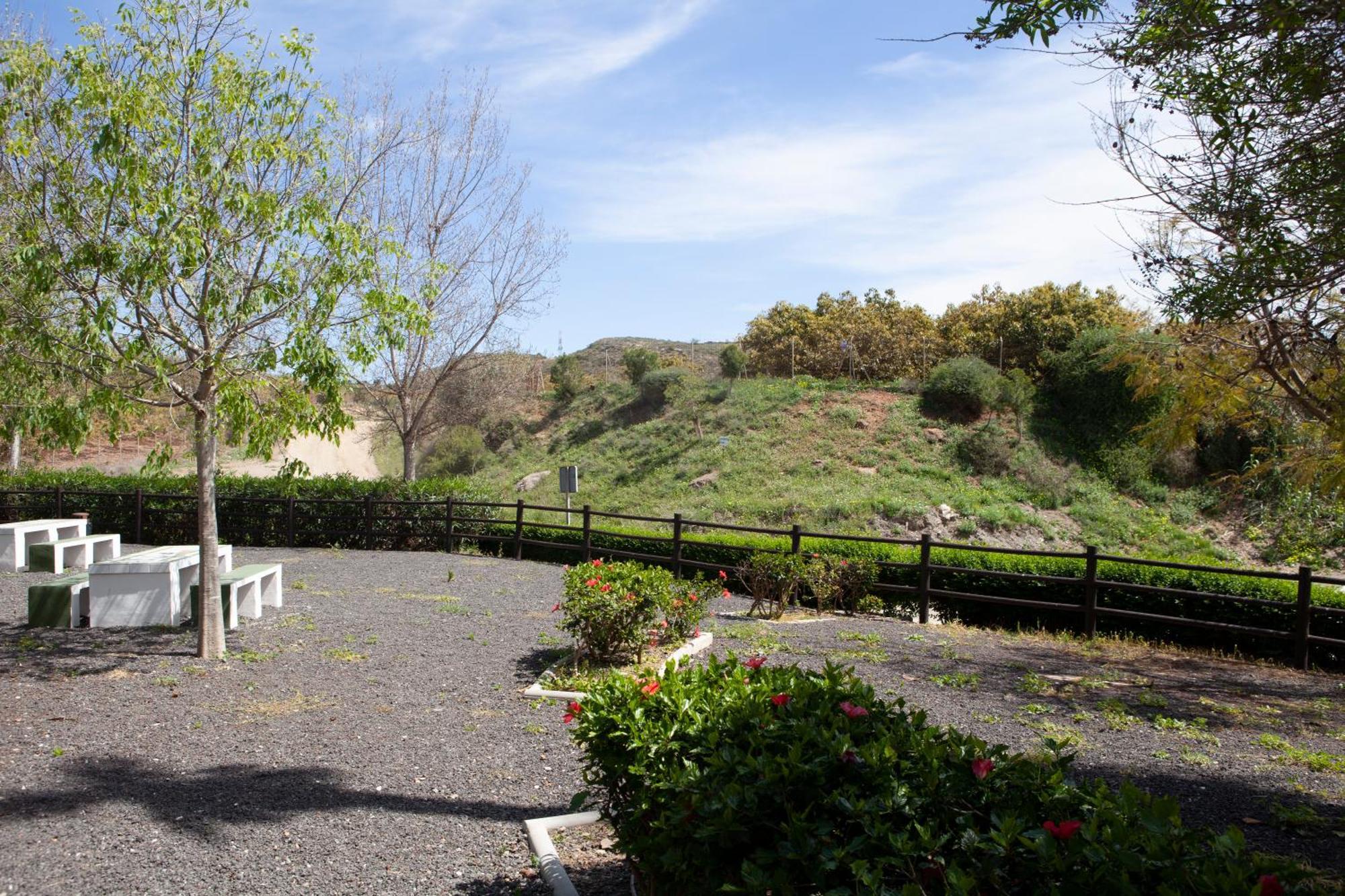 Apartamentos El Chorrilllo Almayate Bajo Bagian luar foto